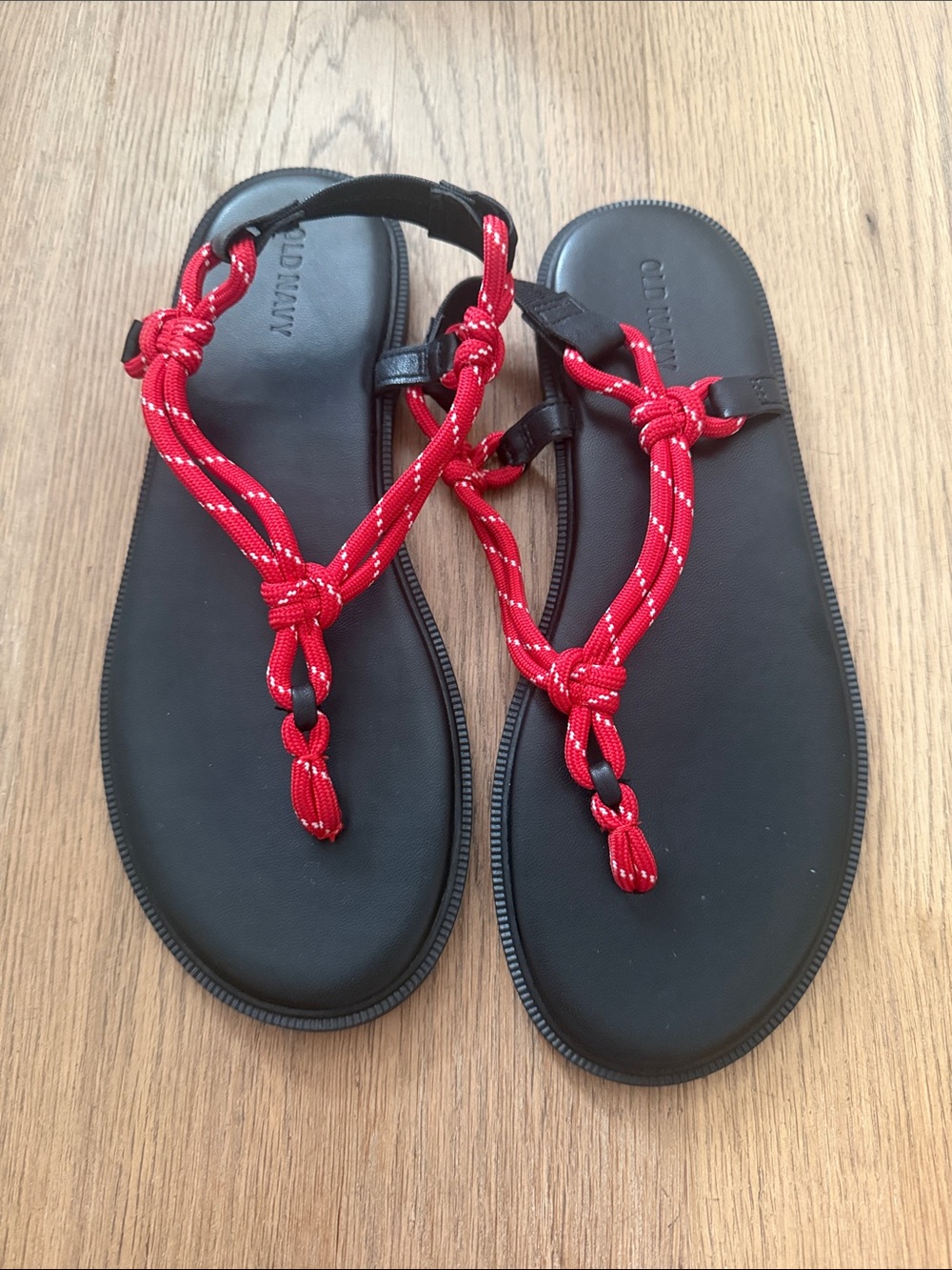 Old Navy Black Sandals with Red Rope Straps